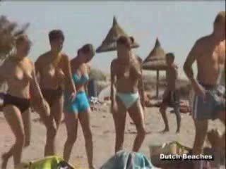 Zandvoort belanda pantai telanjang dada orang telanjang titties 22