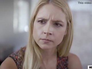 Pathetic pas tata fucks lui nevasta și pas fiică în succession - sarah vandella și elena koshka - puretaboo