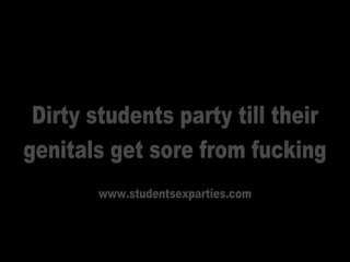 Sekoittaa of vids mukaan opiskelija porno parties
