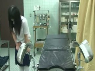 女子生徒 だまさ バイ gynecologist