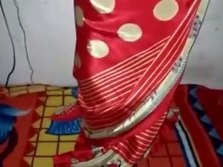 Сатен коприна saree прислужница, безплатно индийски порно видео 33