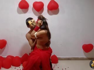 Valentines 日 ポルノの ビデオ - インディアン 大学 女の子 valentines 日 ホット セックス ととも​​に lover